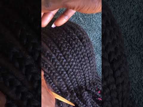 Hair nitpicking and Scratching #satisfying #headscratching #asmrscratching #asmr