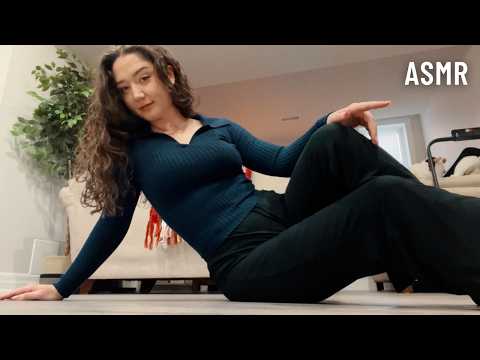 ASMR FAST FLOOR TAPPING & SCRATCHING *Lofi Triggers*
