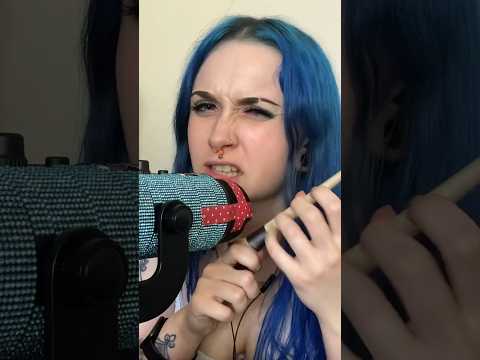 lemme brush your face 👁👄👁 #asmr #asmrgumchewing #fastasmr #shorts