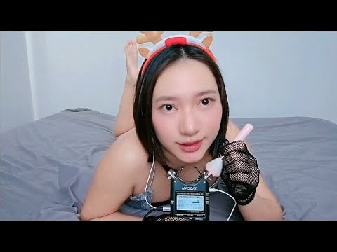 ASMR Ear Cleaning Brush 🖌 Black Gloves 🧤