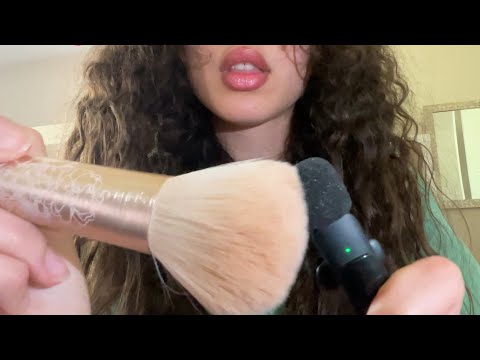 ASMR kisses and mic brushing under 2 minutes