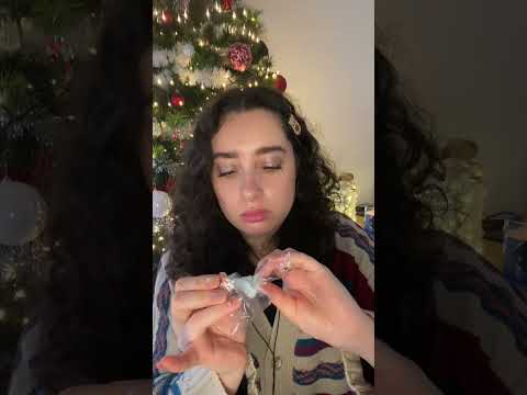 🌙 ASMR FRANÇAIS : OUVERTURE CALENDRIER DE L'AVENT 2024 🎁 (21/24) #asmr #relax #shorts #short