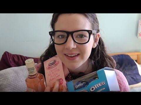 ASMR Nancy brings you GIFTS! - Tapping, crinkling....