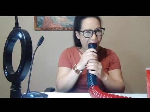 TRIGGERING YOUR TINGLES, BIGGEST GUMMY WORM IN THE WORLD I EVER TRIED: Life in America 🇺🇸