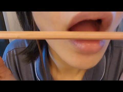 ASMR 옴놈놈 / 입소리 /om nom nom & mouth sounds / pencil eating