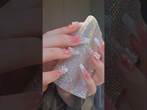#asmrscratching