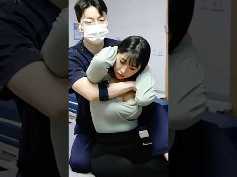 단지 허리를 돌렸을 뿐인데 이런 소리가??! 배우 최영흔님 레전드 반응 뼈소리