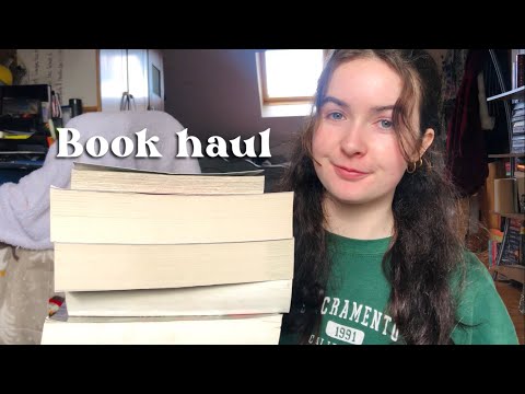 ASMR || BOOK HAUL📚 (fast tapping)