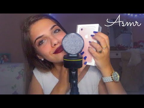 ASMR - Sussurros e Tapping em objetos aleatórios