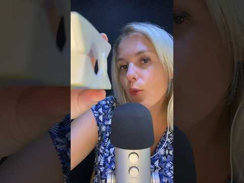 ASMR FR / une pince XXL au pouvoir relaxant #asmrfr #shortsasmr #asmrfrançais