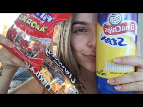 ASMR EATING| Comendo batatinhas, balas fini e cookies| Sons de mastigação