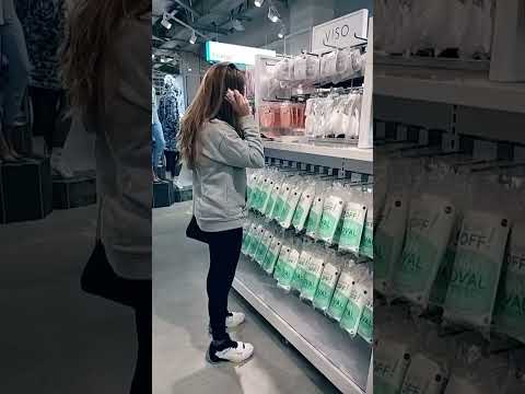 Como hace SHOPPING una ASMRtist... #shorts #short #asmr