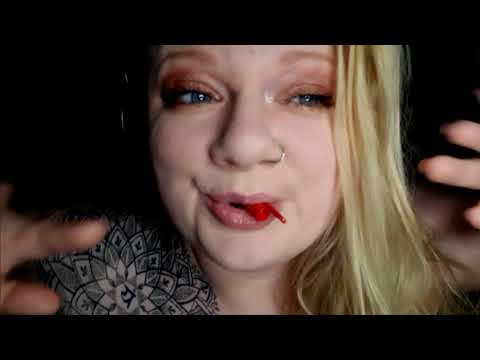 asmr pencil biting/chewing and mouth sounds