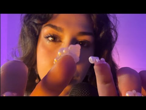 Old School ASMR for people who like face tracing 😴💅🏻( Almost Touching)