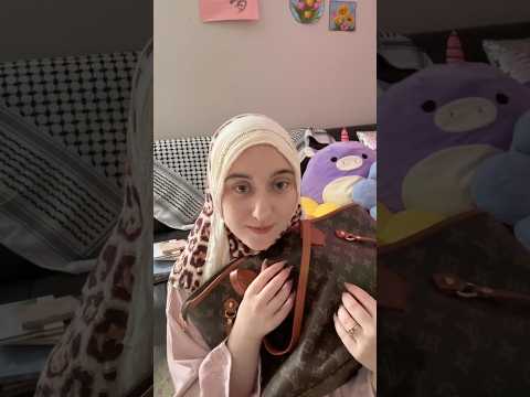 What's In My Makeup Bag #asmr #makeup #whatsinmybag