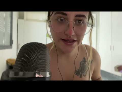 ASMR RÁPIDO te hago preguntas RANDOM con TECLADO ⌨️ 