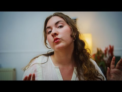 ❂ASMR❂ I Give You Gentle Kisses While I Read You Poetry 💋