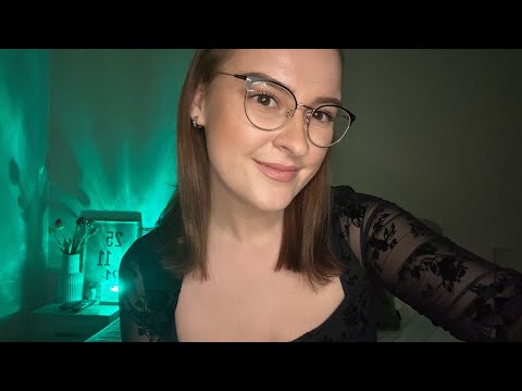 ASMR | Telling You Christmas Stories 📖🎄