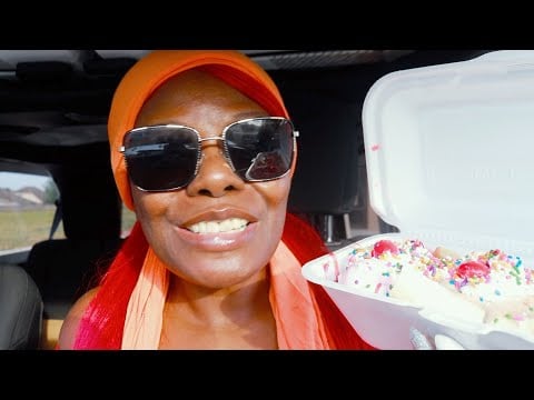 ASMR VLOG EATING  BIRTHDAY SPRINKLES BANANA SPLIT | SUMMER MAKEUP