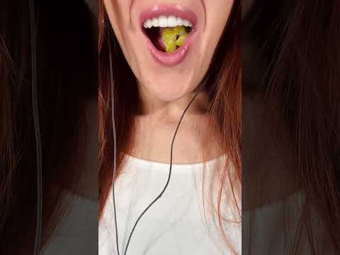 This Grapes Size Is Unreal! 🍇😱 #asmr #foodasmr