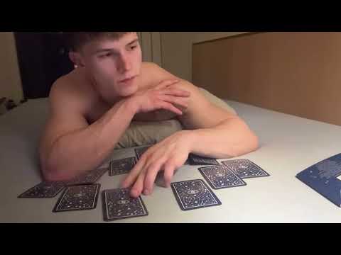 ASMR reading cards relax