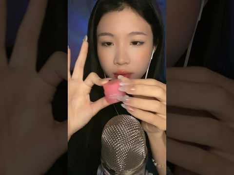 Asmr chăm sóc môi trước khi ngủ