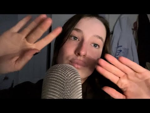 *ASMR* 5 minute hand massage (fast lotion sounds, mouth sounds)🧴✋🏻