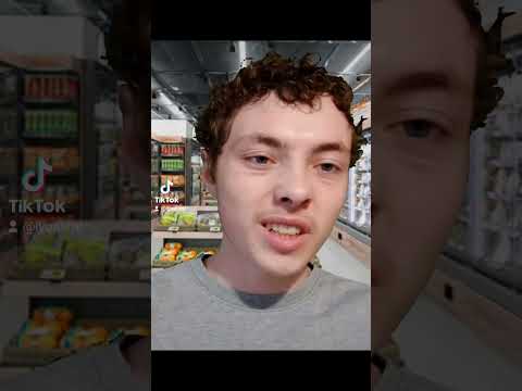 asmr roleplay le pire vendeur