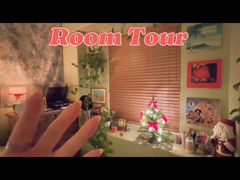 ASMR: Holiday Room Tour (Tracing,Tapping, etc.)🎁🎄