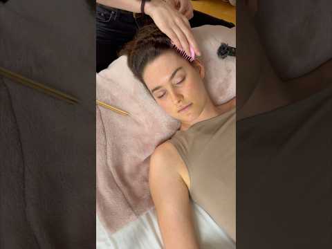 sleep inducing scalp scratches and hair brushing💛 #asmr #asmrhairbrushing