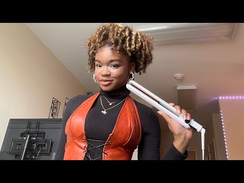 Hairstylist gives you a crispy silk press 🍂🍁👩🏽‍🦰 |ASMR|