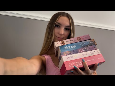 ASMR it‘s all about BOOKS📚 (tracing, tapping, reading) german/deutsch