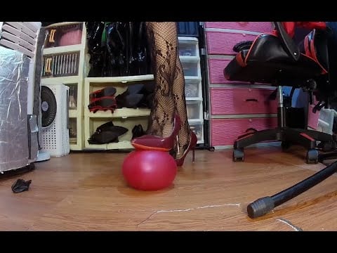BOOTS GODDESS testing Her RED HIGH HEELS *TEASERS* + GLOVES TRY ON (Latex, Leather, PVC)