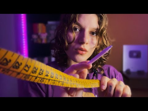 ASMR ANALISANDO A SIMETRIA DO SEU ROSTO ✨Toques na tela, medidas, atenção pessoal, etc