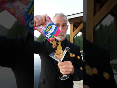 Rich guy tries cheap supermarket candy, part 26: Maynards Swedish Berries and Nerds Gummy Clusters