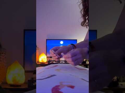 Selenite scooping and pulling #relax #sleepsolution #asmrreiki #oddlysatisfying
