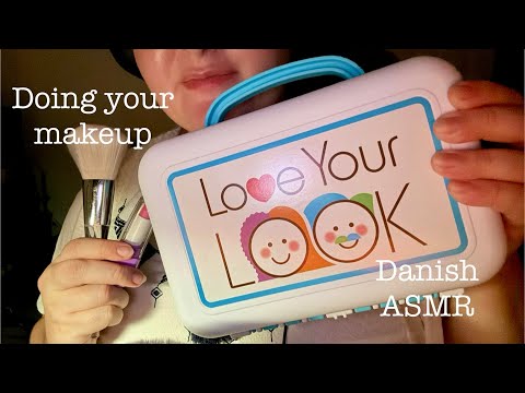 ASMR - doing your makeup 💄 // dansk danish