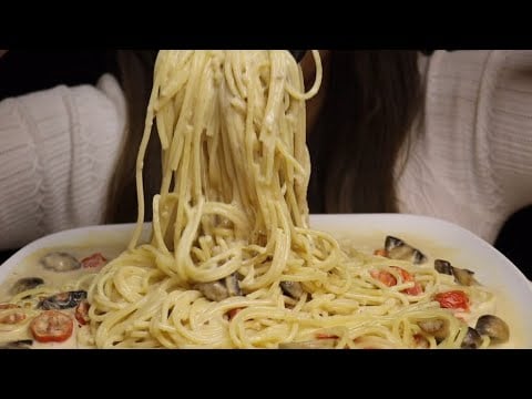 ASMR PASTA ALFREDO CREAMY BIG BITES MUKBANG no talking CREMA ASMR #asmr #mukbang #alfredo #pasta
