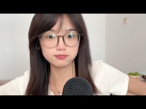 ASMR Eating Mic 😘