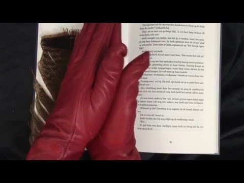 (ↁωↁ❀)Leather GLOVES in red👋 , reading in Dutch  [[ASMR]]