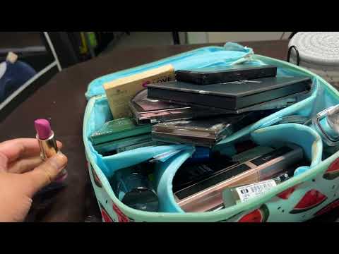ASMR Makeup Roleplay | 1 min
