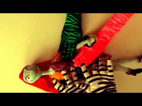 Glovely hands Quartet fighting for Sally [[ASMR]] ♫♫♫