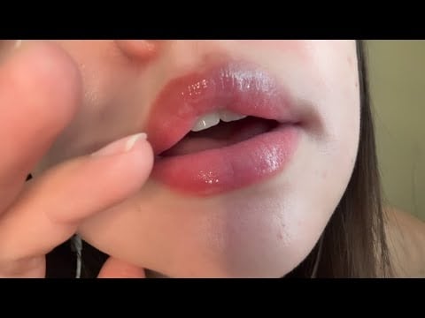 asmr ~ pure mouth sounds (no talking) w/ hand movements 
