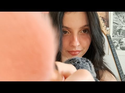 ASMR Inaudible whispering (french) & Fluffy mic scratching🌸