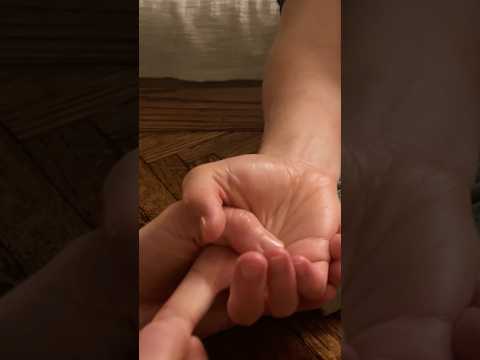 Hand massage #asmr #relax #ForYou #TrendingNow #InstaReels #viral #DailyShorts #Entertainment #FYP