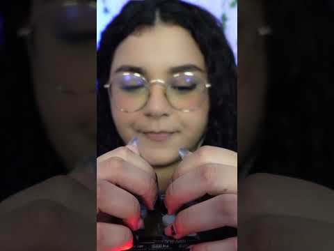 ASMR Tapping e scratching no microfone