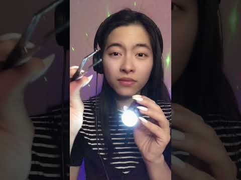 ASMR pluck your eyebrows 👀#shorts