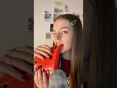 полный ролик у меня на канале 🍉❤️ #асмр #звукирта #asmr #chewing #жевание #mouthsounds