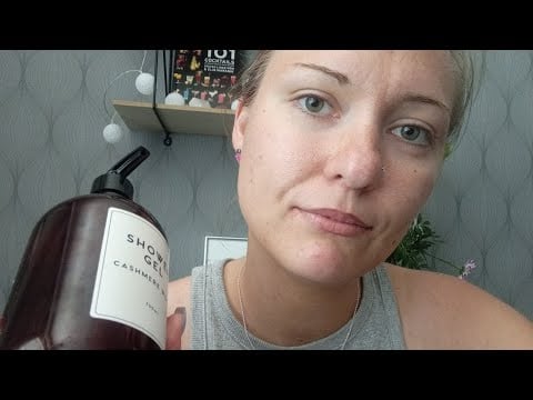 ASMR- My birthday gifts 🤗 show and tell, tracing and tapping