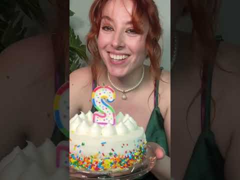 It’s my 27th birthday ! Did you see the full ASMR ? #bdays #redhead #cake